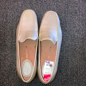 Genuine leather Hush Puppies